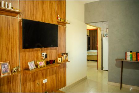 Casa à venda com 360m², 2 quartos e 8 vagasSala