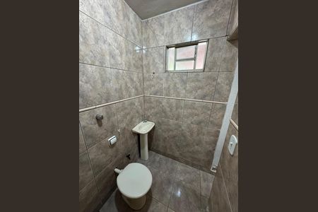 Casa à venda com 560m², 4 quartos e 7 vagas Casa à venda com 560m², 4 quartos e 7 vagasBanheiro da Suíte 2