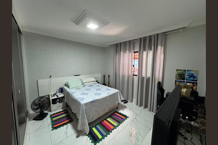 Quarto 2 de casa à venda com 4 quartos, 560m² em Setor Habitacional Vicente Pires, Brasília