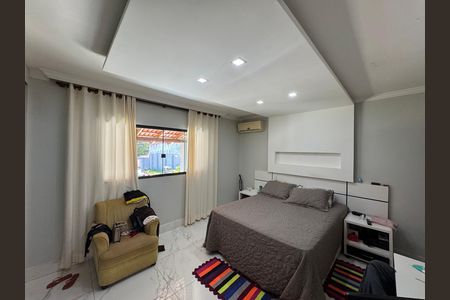 Casa à venda com 560m², 4 quartos e 7 vagas Casa à venda com 560m², 4 quartos e 7 vagasSuíte 1