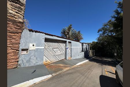 Fachada longe de casa à venda com 4 quartos, 560m² em Setor Habitacional Vicente Pires, Brasília