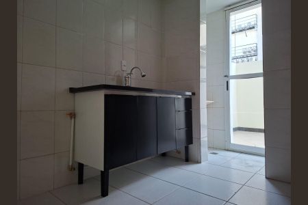 Apartamento para alugar com 95m², 2 quartos e 2 vagasCozinha