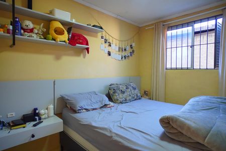 Quarto 1 de apartamento à venda com 2 quartos, 37m² em Rubem Berta, Porto Alegre