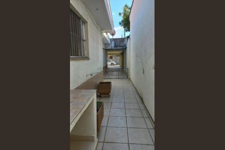 corredor de casa à venda com 3 quartos, 116m² em São Lucas, São Paulo