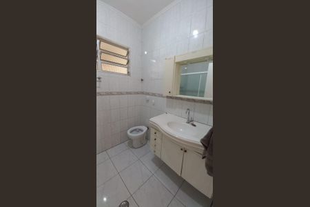 banheiro  de casa à venda com 3 quartos, 116m² em São Lucas, São Paulo