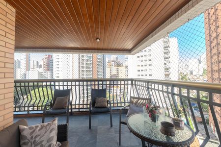 Sacada de apartamento à venda com 5 quartos, 209m² em Perdizes, São Paulo