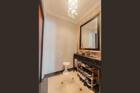 Apartamento à venda com 209m², 5 quartos e 4 vagas Apartamento à venda com 209m², 5 quartos e 4 vagasHall do elevador
