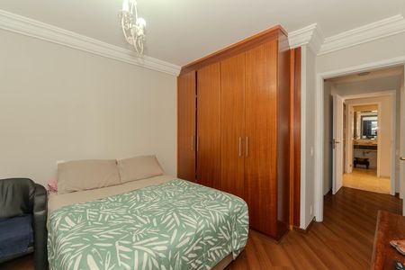 Apartamento à venda com 209m², 5 quartos e 4 vagas Apartamento à venda com 209m², 5 quartos e 4 vagasSuíte 2