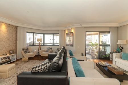 Apartamento à venda com 209m², 5 quartos e 4 vagas Apartamento à venda com 209m², 5 quartos e 4 vagasSala