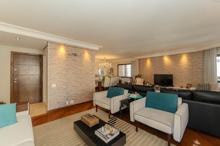 Apartamento à venda com 209m², 5 quartos e 4 vagas Apartamento à venda com 209m², 5 quartos e 4 vagasSala