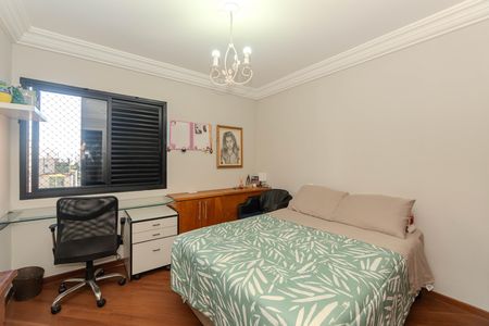 Apartamento à venda com 209m², 5 quartos e 4 vagas Apartamento à venda com 209m², 5 quartos e 4 vagasSuíte 2