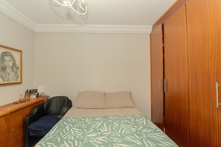 Apartamento à venda com 209m², 5 quartos e 4 vagas Apartamento à venda com 209m², 5 quartos e 4 vagasSuíte 2
