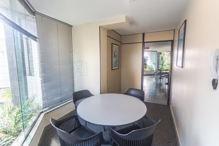 Apartamento para alugar com 55m², 1 quarto e 1 vaga Apartamento para alugar com 55m², 1 quarto e 1 vagaÁrea comum - Sala de Estudo