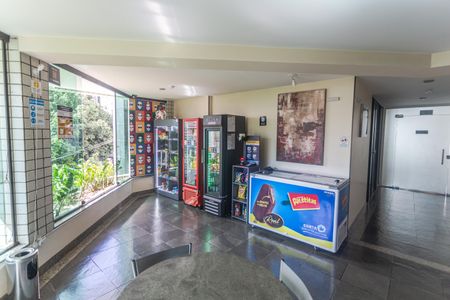 Apartamento para alugar com 55m², 1 quarto e 1 vaga Apartamento para alugar com 55m², 1 quarto e 1 vagaÁrea Comum - Mercadinho