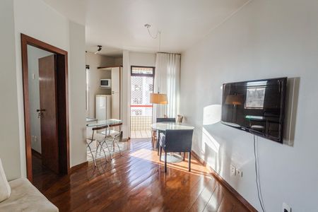 Apartamento para alugar com 55m², 1 quarto e 1 vaga Apartamento para alugar com 55m², 1 quarto e 1 vagaSala