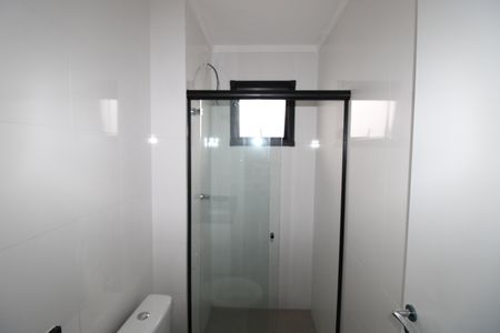 Apartamento para alugar com 65m², 2 quartos e sem vagaBanheiro