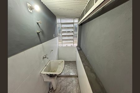 Casa para alugar com 140m², 3 quartos e 1 vaga Casa para alugar com 140m², 3 quartos e 1 vagaÁrea de Serviço