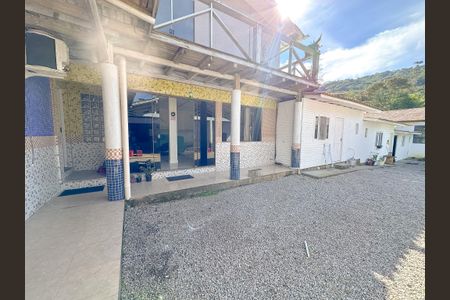 Casa para alugar com 96m², 2 quartos e 1 vagaHall de entrada