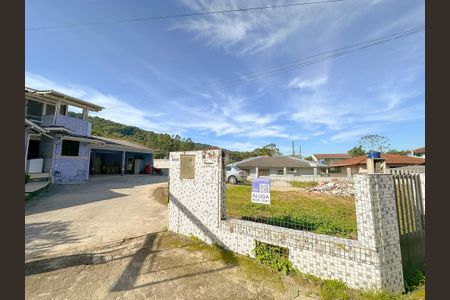 Casa para alugar com 96m², 2 quartos e 1 vagaPlaquinha