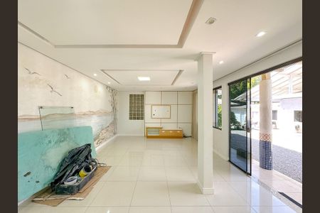 Casa para alugar com 96m², 2 quartos e 1 vagaSala