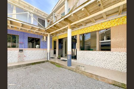 Casa para alugar com 96m², 2 quartos e 1 vagaHall de entrada