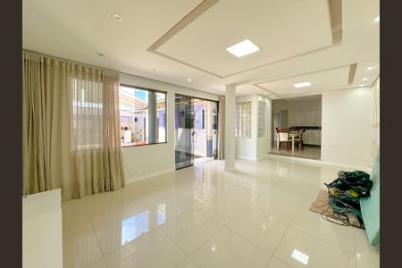 Sala de casa para alugar com 2 quartos, 96m² em Potecas, São José