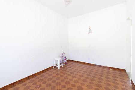 Sala de casa à venda com 2 quartos, 225m² em Realengo, Rio de Janeiro