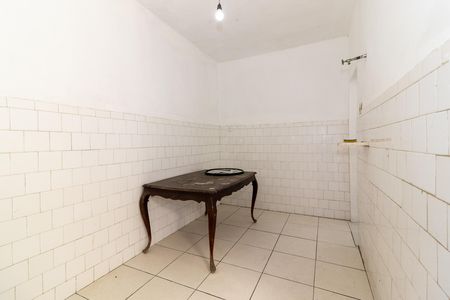 Casa à venda com 225m², 2 quartos e 2 vagas Casa à venda com 225m², 2 quartos e 2 vagasCopa