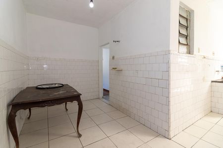 Casa à venda com 225m², 2 quartos e 2 vagas Casa à venda com 225m², 2 quartos e 2 vagasCopa