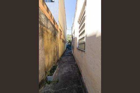 Casa à venda com 225m², 2 quartos e 2 vagas Casa à venda com 225m², 2 quartos e 2 vagasÁrea externa
