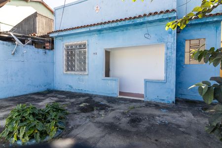 Casa à venda com 225m², 2 quartos e 2 vagas Casa à venda com 225m², 2 quartos e 2 vagasÁrea externa