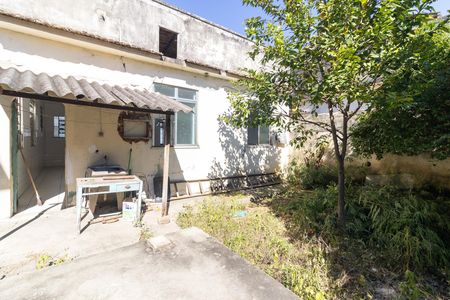 Casa à venda com 225m², 2 quartos e 2 vagas Casa à venda com 225m², 2 quartos e 2 vagasÁrea externa e Área de Serviço