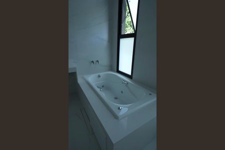 Casa à venda com 4 quartos, 400m² em Alphaville Dom Pedro 3, Campinas