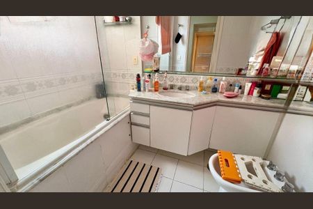 Apartamento à venda com 115m², 3 quartos e 3 vagas