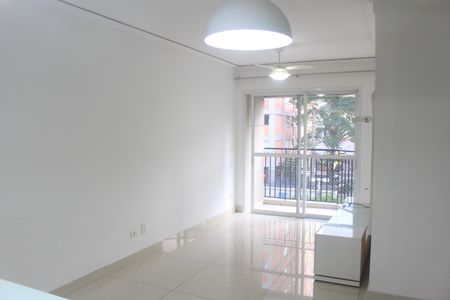 Apartamento à venda com 70m², 2 quartos e 1 vagaSala
