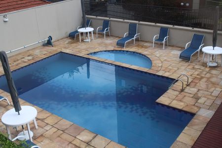 Apartamento à venda com 70m², 2 quartos e 1 vagaÁrea comum - Piscina