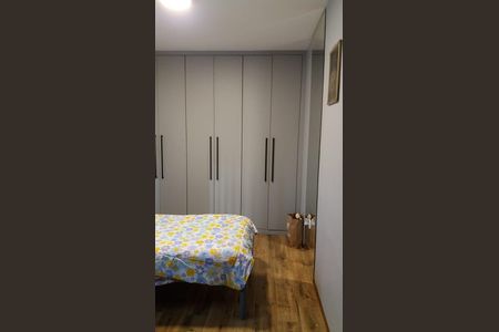 Casa à venda com 3 quartos, 210m² em Jardim das Laranjeiras, São Paulo