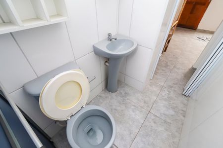 Apartamento para alugar com 46m², 2 quartos e sem vagaBanheiro