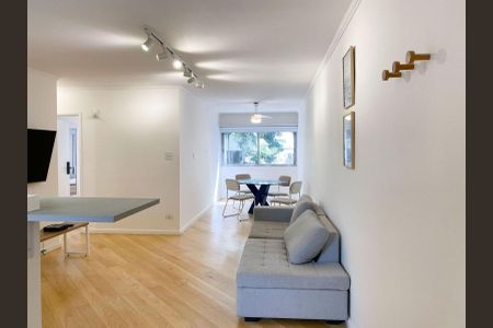 Apartamento à venda com 77m², 2 quartos e 1 vagaFoto 02