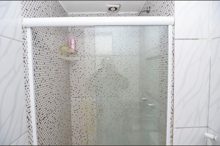 Banheiro de apartamento para alugar com 2 quartos, 46m² em Imperial de São Cristóvão, Rio de Janeiro