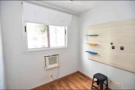 Quarto 1 de apartamento para alugar com 2 quartos, 46m² em Imperial de São Cristóvão, Rio de Janeiro