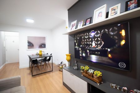 Apartamento para alugar com 60m², 1 quarto e 2 vagasSala