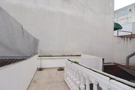 Quintal de casa à venda com 2 quartos, 99m² em Casa Branca, Santo André