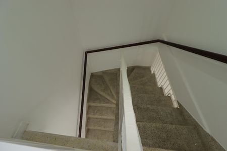 Escada de casa à venda com 2 quartos, 99m² em Casa Branca, Santo André