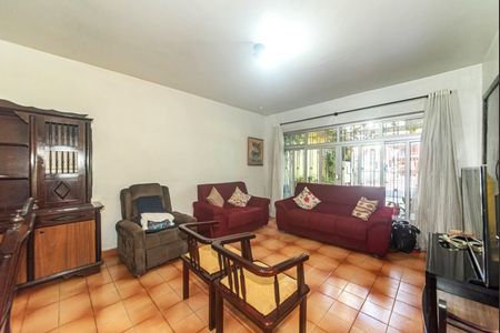 Casa à venda com 3 quartos, 240m² em Santo Amaro, São Paulo