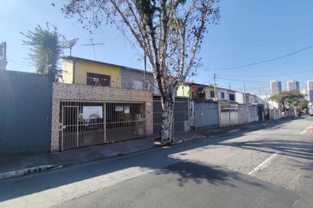 Fachada de casa à venda com 3 quartos, 240m² em Santo Amaro, São Paulo