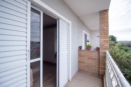 Casa para alugar com 115m², 2 quartos e 1 vaga Casa para alugar com 115m², 2 quartos e 1 vagaVaranda da Suite