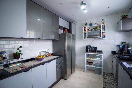 Casa para alugar com 115m², 2 quartos e 1 vaga Casa para alugar com 115m², 2 quartos e 1 vagaCozinha