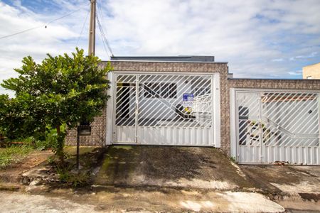 Plaquinha  de casa para alugar com 2 quartos, 115m² em Votorantim, Votorantim