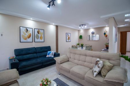 Casa para alugar com 115m², 2 quartos e 1 vaga Casa para alugar com 115m², 2 quartos e 1 vagaSala